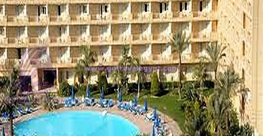 Grand Pyramids hotel